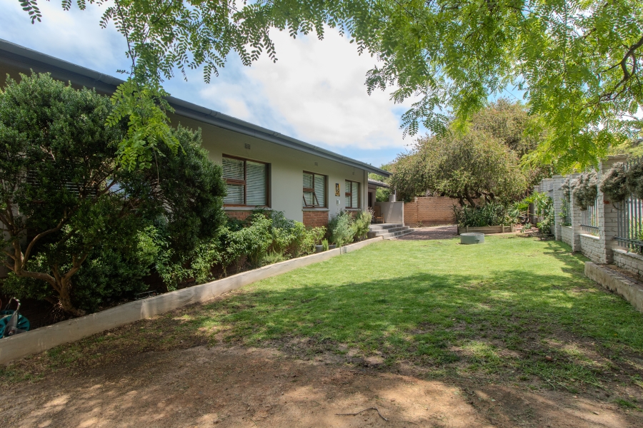 5 Bedroom Property for Sale in Proteaville Western Cape